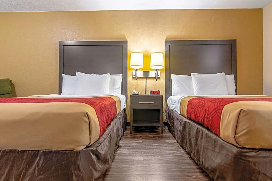 Econo Lodge Inn & Suites Matthews - Charlotte