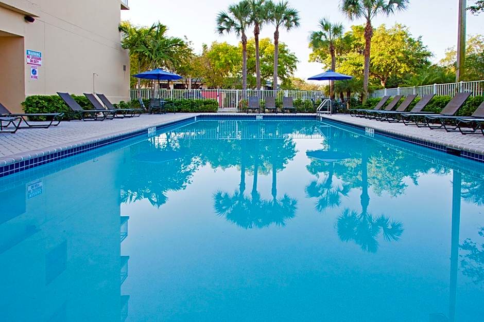 Holiday Inn Express Hotel & Suites Ft. Lauderdale-Plantation By IHG