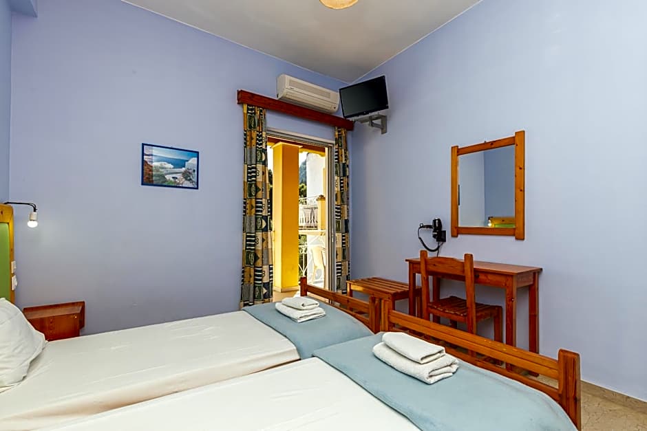 Alexandros Studios by Estia