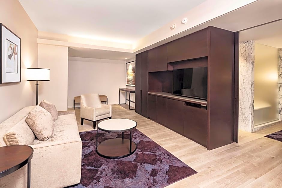 West 57th Street By Hilton Club