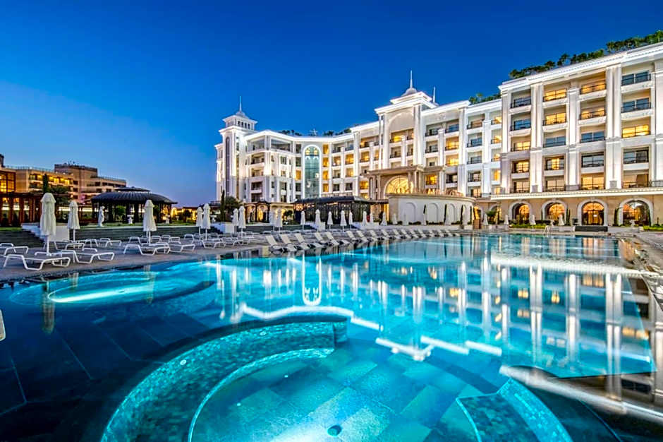 Merit Royal Diamond Hotel & SPA