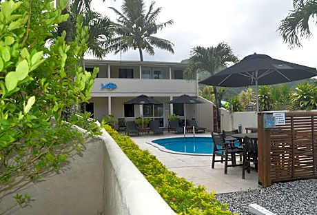 Coral Sands Apartments