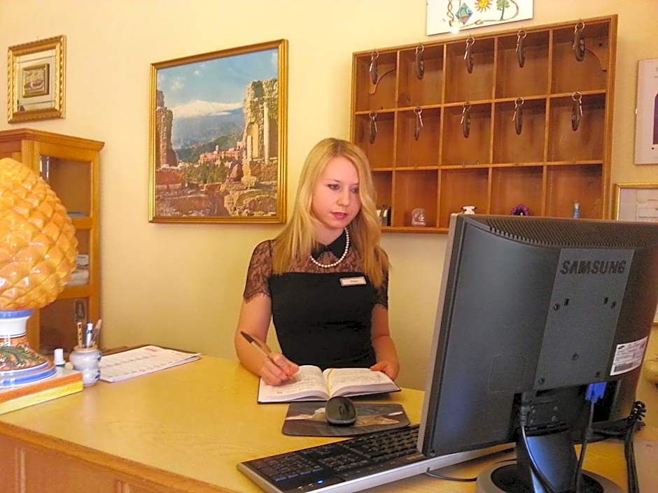 Hotel Pensione Cundari