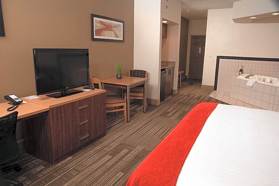 Northfield Inn Suites and Conference Center