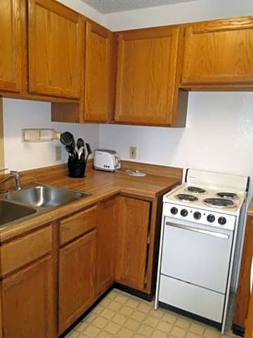 Oscoda Lakeside Hotel