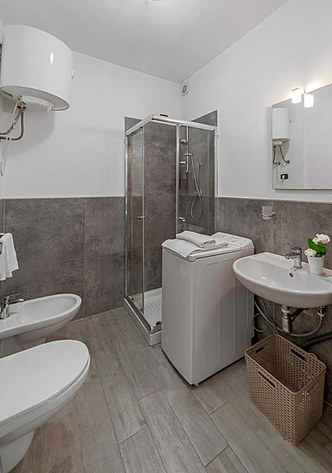 Pgs Immobiliare srls Le Logge 2 Monolocale ben accessoriato a pochi metri da piazza Umberto I La Maddalena