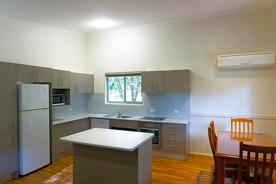 Fingal Bay Holiday Park