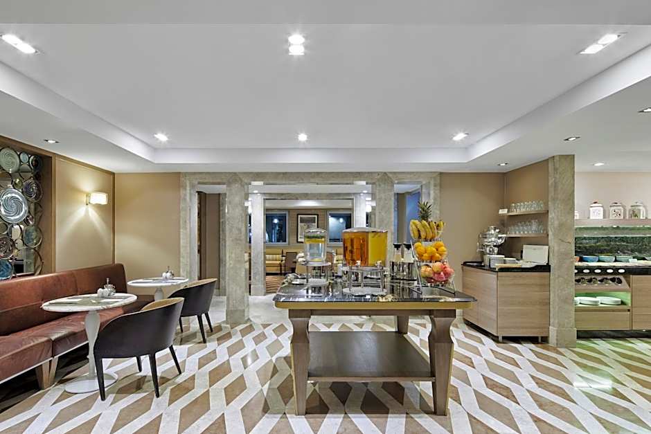 Titanic Comfort Mitte