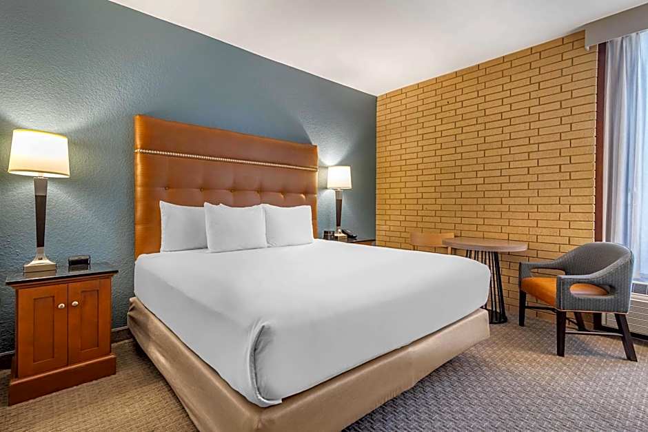 Drury Inn & Suites Atlanta Airport