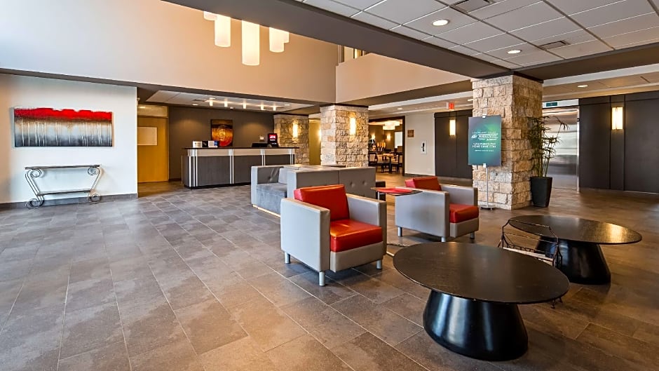 Best Western Plus Eastgate Inn & Suites