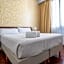 HOTEL REGIS