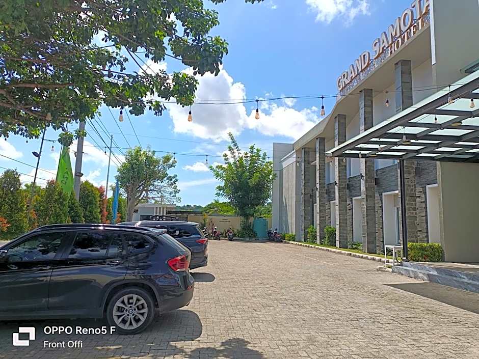 Grand Samota Hotel