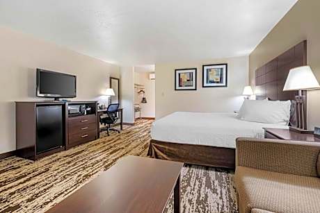 King Room with Kitchenette