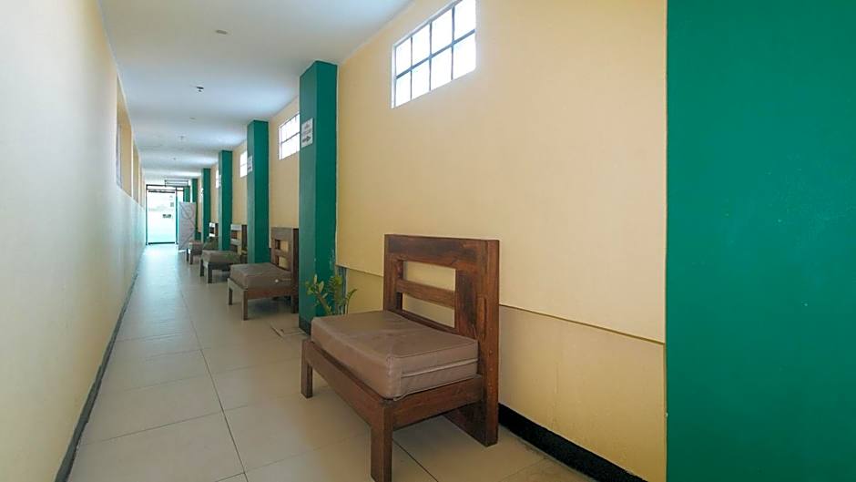 RedDoorz at Ranchotel Alabang