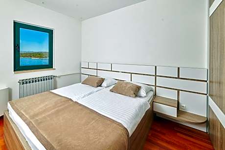 Veya Deluxe Suite with Sea View Balcony