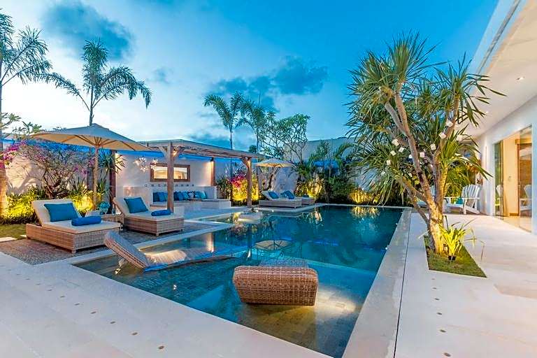 Villa Smilla:  Outstanding 4BR Luxury Villa Seminyak