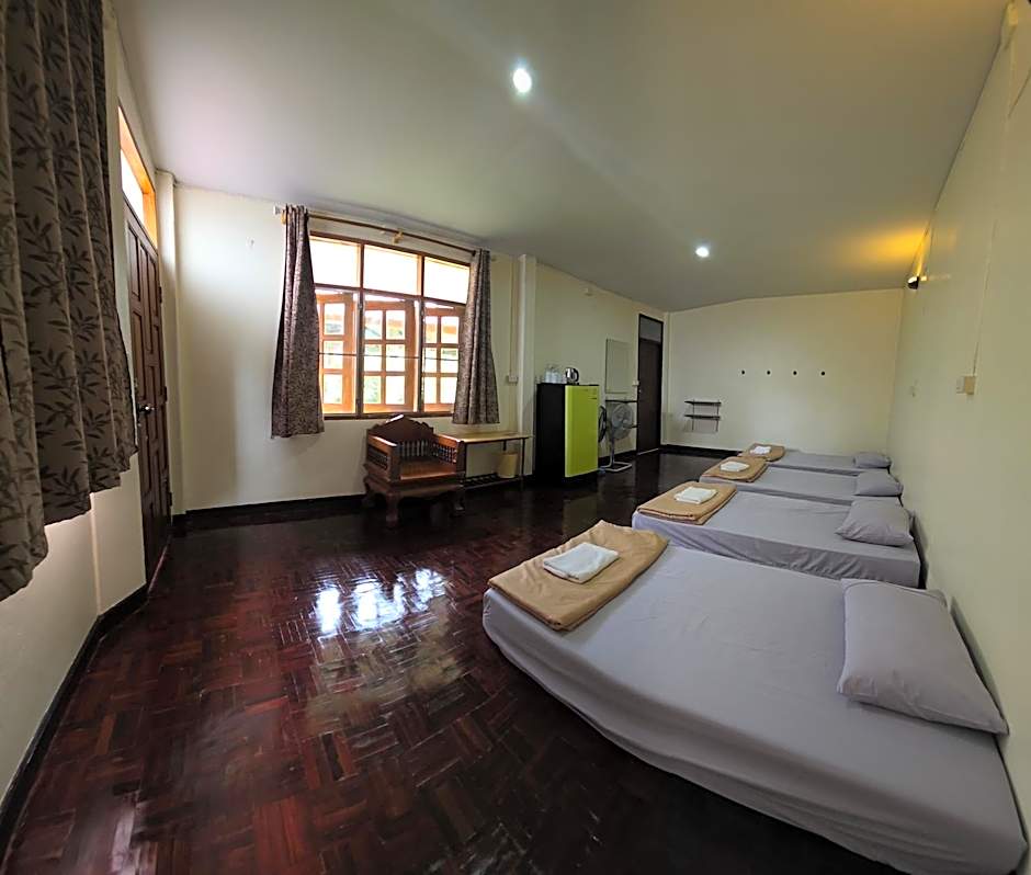 P.L.P Guesthouse - Mae Hong Son