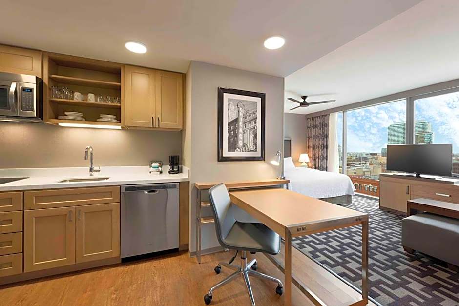 Homewood Suites by Hilton Chicago West Loop