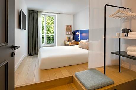 Oh la la ! Hotel Bar Paris Bastille