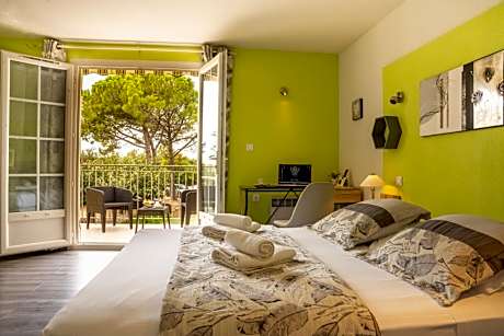 Superior Triple Room with Balcony or Terrace