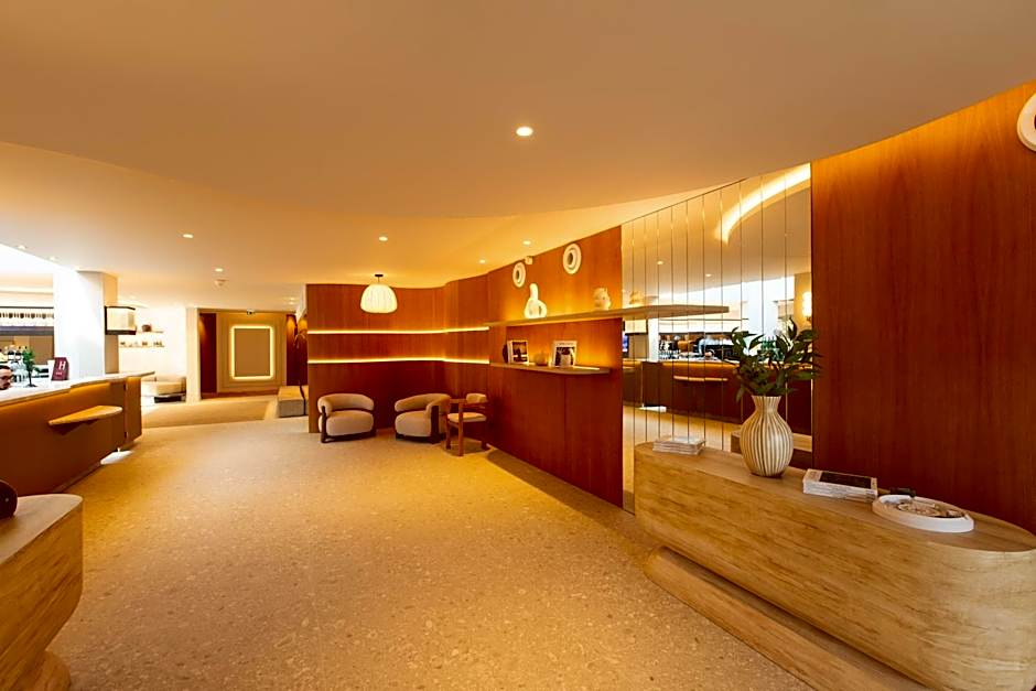 Golden Tulip Avignon Le Paradou