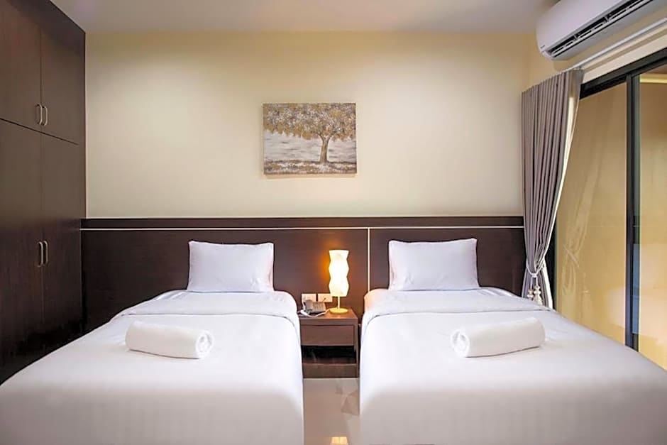 Thip Thip Hotel