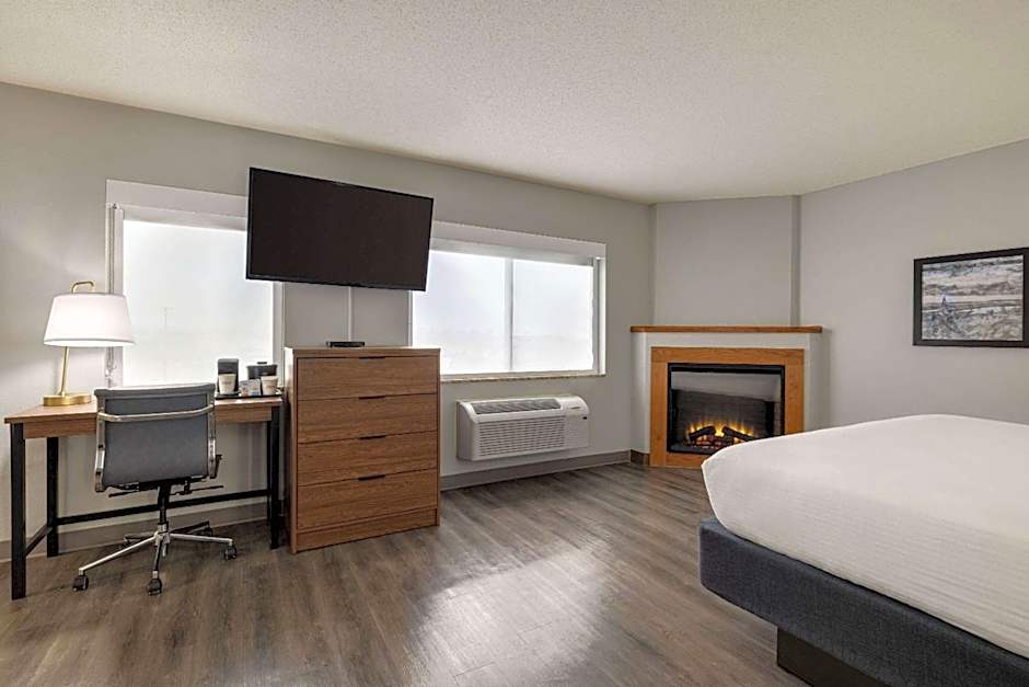 AmericInn by Wyndham Lincoln South