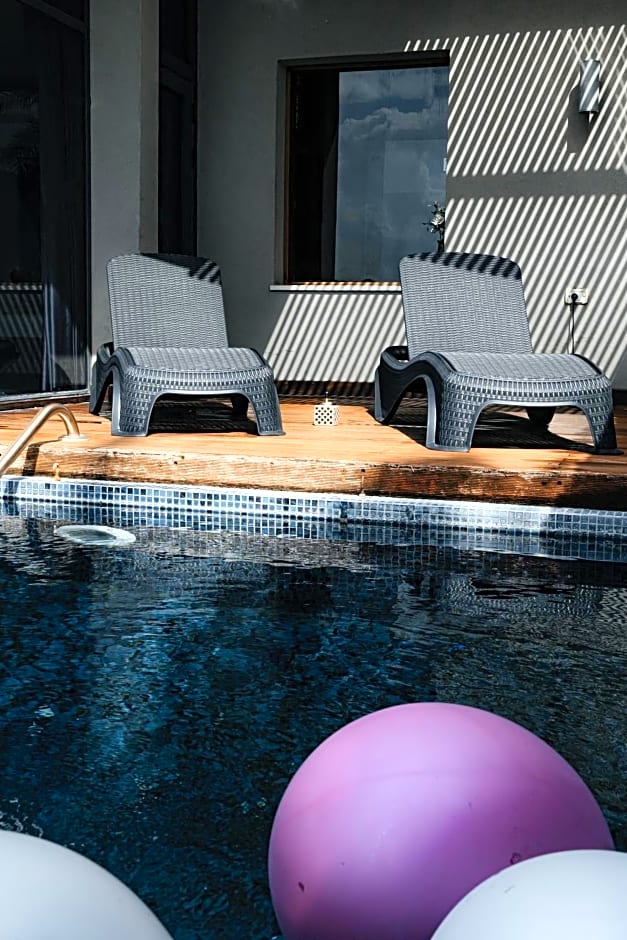 Diamond Mansion-Suite B