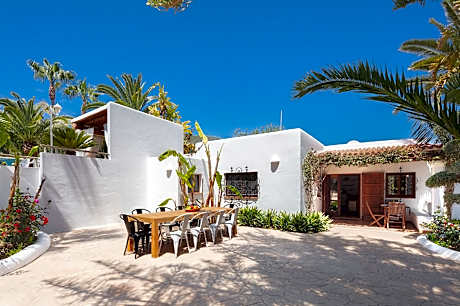 Can Teo - Holiday Villa in Ibiza