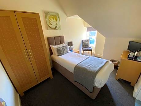 Townhouse Single Room (second building)