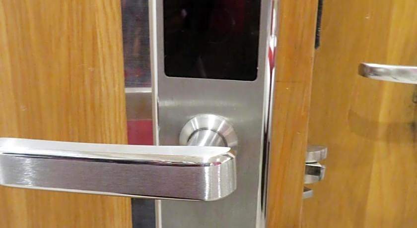 Glendale Hyde Park Hotel