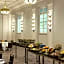 Hilton New Orleans/St. Charles Ave. French Quarter Area