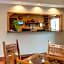 Econo Lodge Inn & Suites Santa Fe