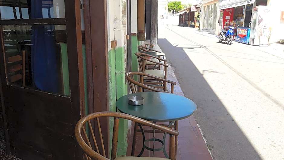 Hotel zakros rooms-restaurant