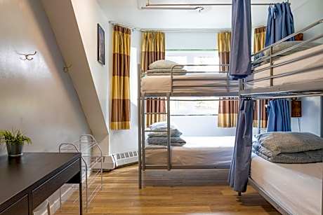 8-Bed Mixed Dormitory Room