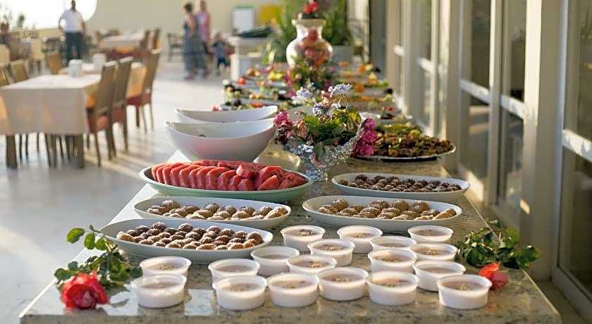 Tuntas Family Suites Kusadasi