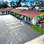Palm Cove Motel