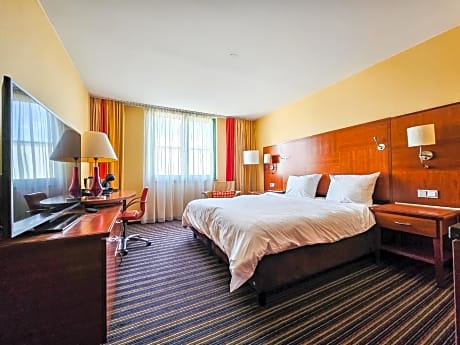 Deluxe Double Room with Shower