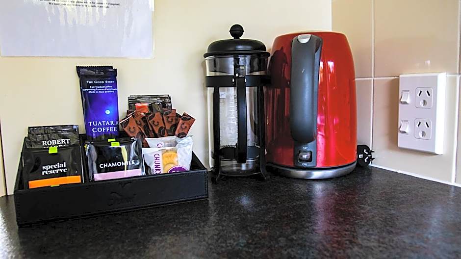 ASURE Phoenix Motor Inn