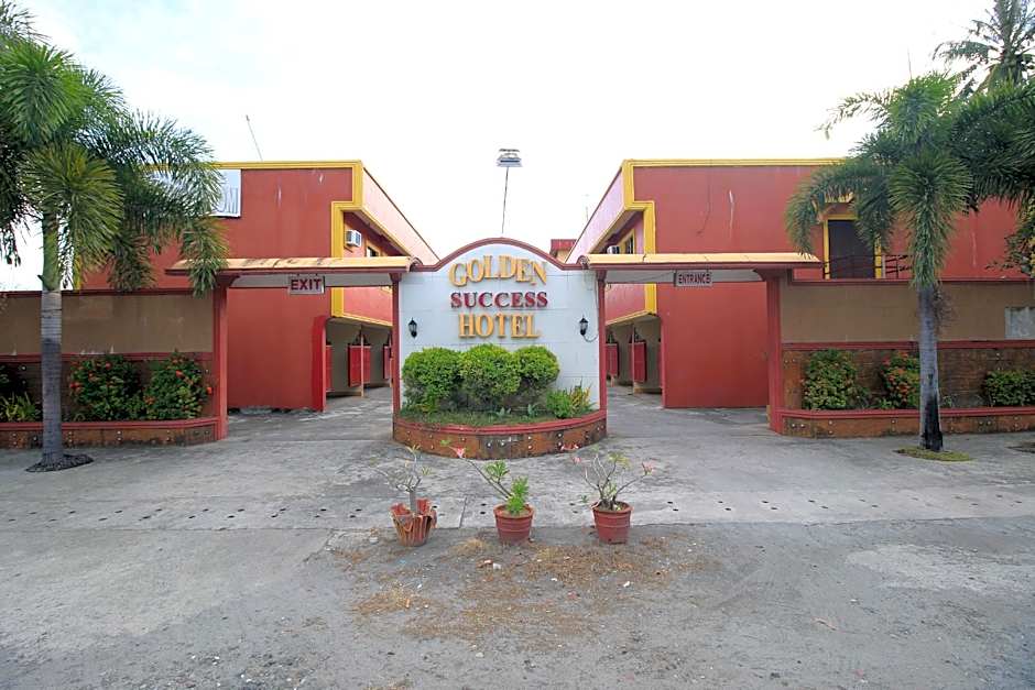 Golden Success Hotel I by RedDoorz