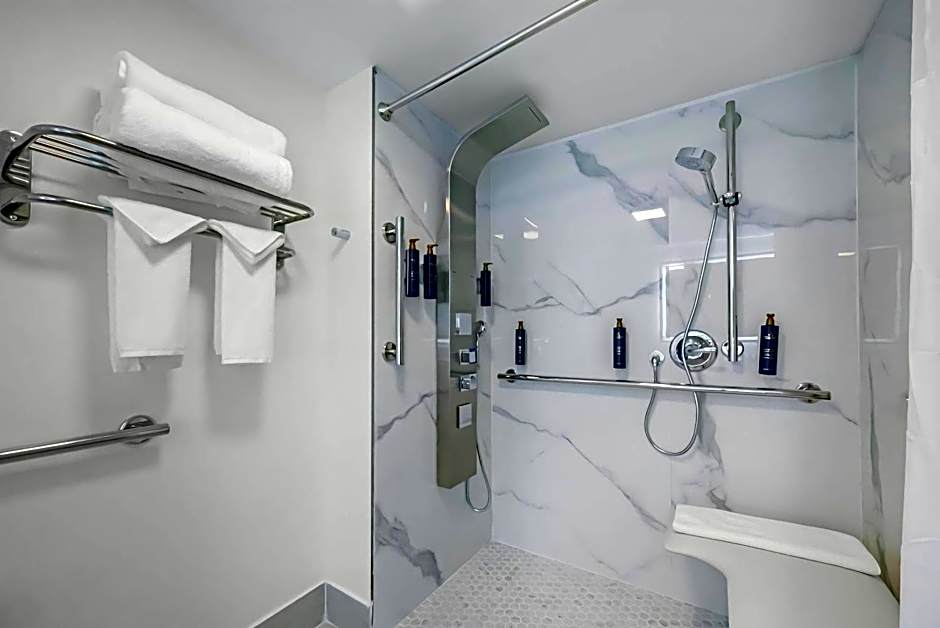 Blue - A Modern Hotel, an Ascend Collection Hotel