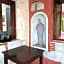 Hotel Siglo XVII Art Gallery