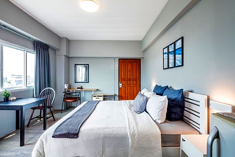 Penyos Service Apartment