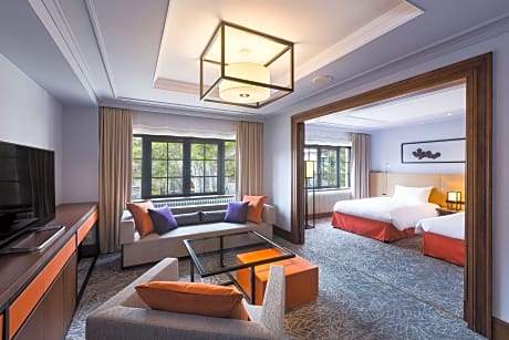 Twin Courtyard Suite