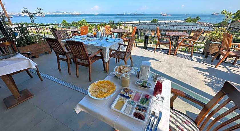 Queen Seagull Boutique Hotel