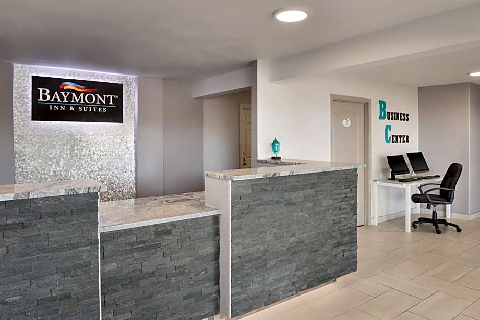 Baymont by Wyndham Des Moines North