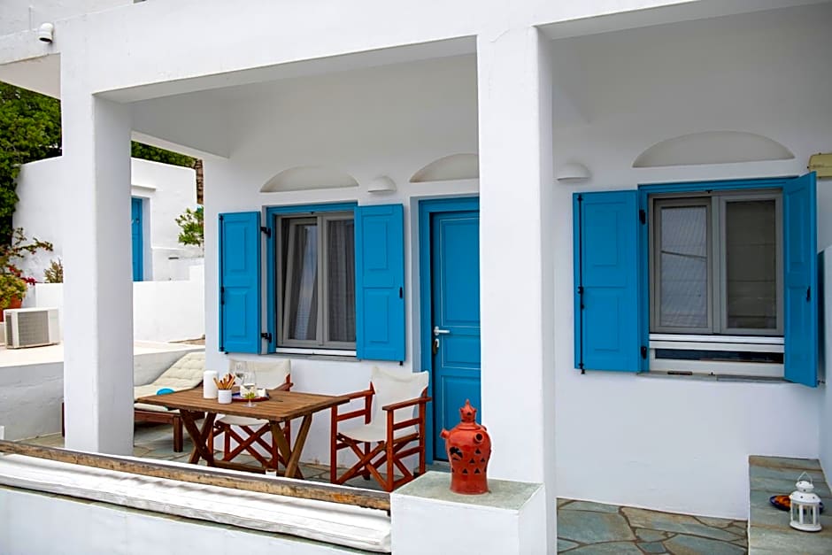 Archipelago Sifnos - Seaside Accommodation