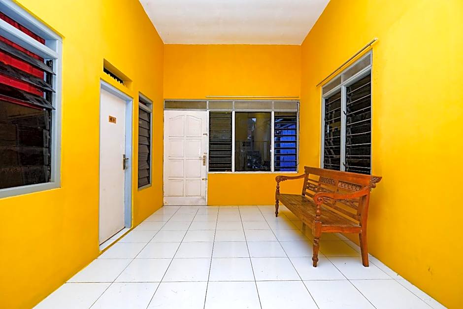 OYO Life 2867 Kos Kuning