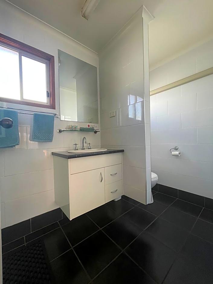 Warrego Motel