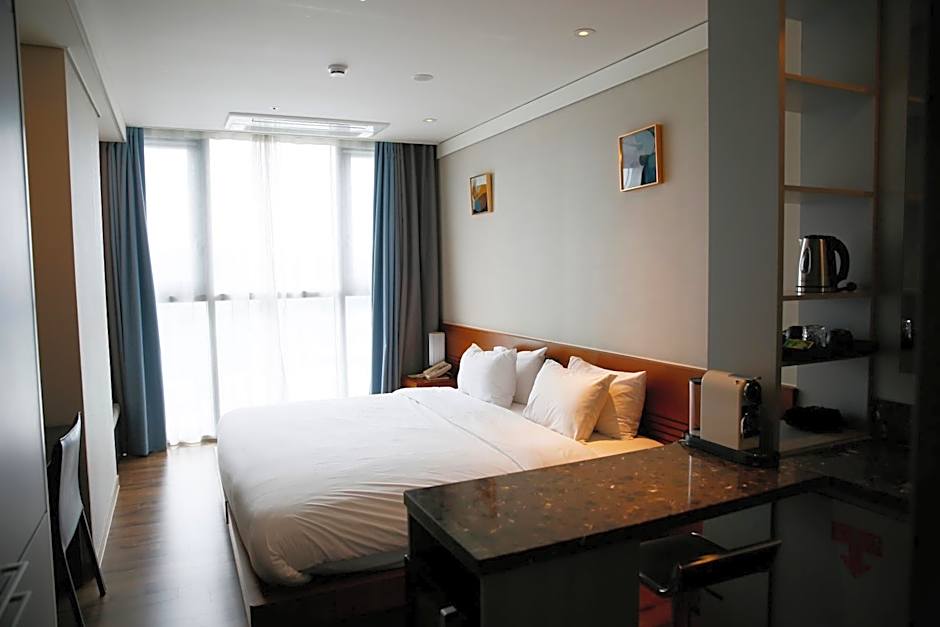J One Hotel Cheongju